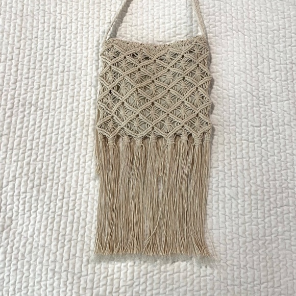 Macrame Ivory Crossbody Purse with Fringe - Picture 2 of 9